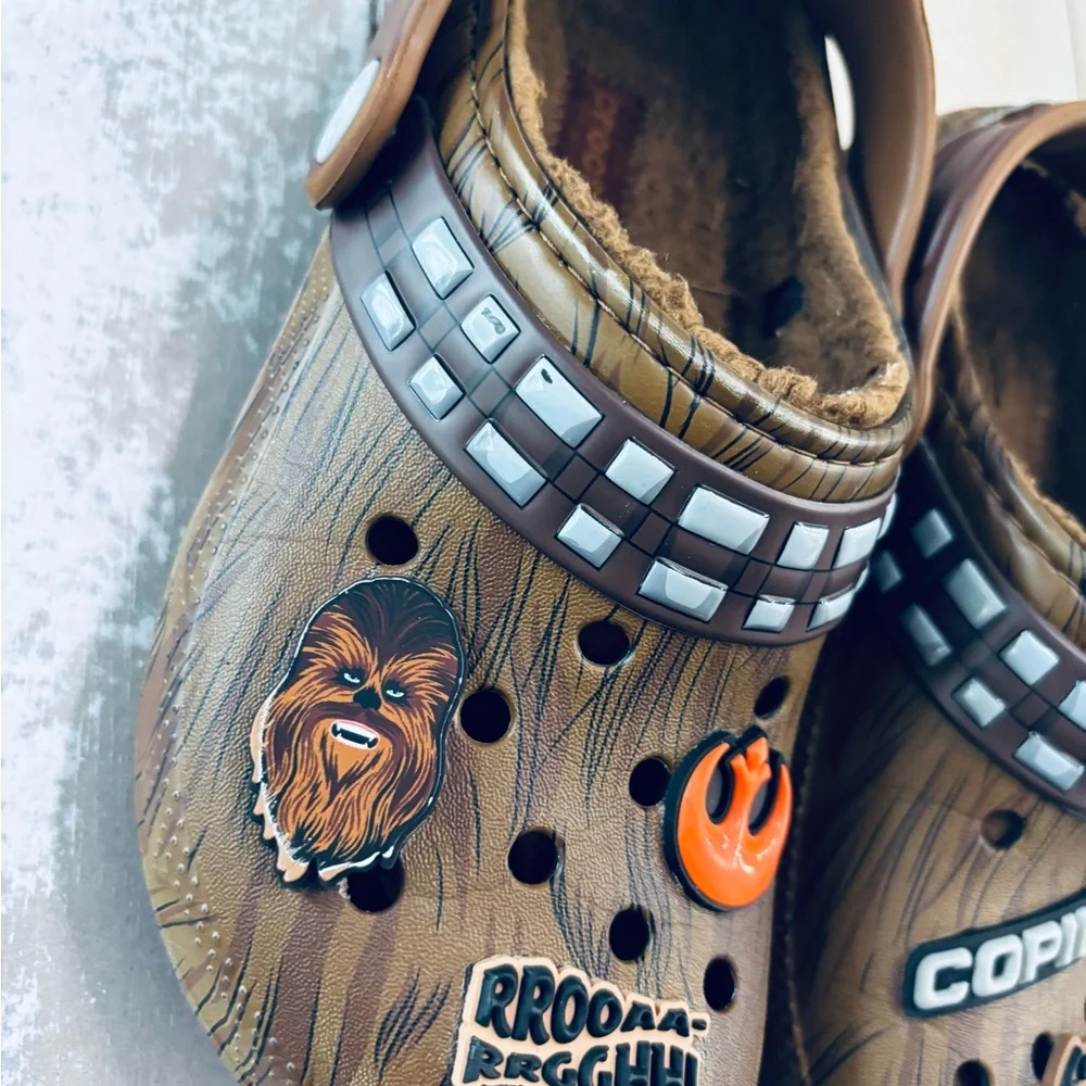 Crocs Classic lined Chewbacca Star Wars clogs - Picture 2 of 8